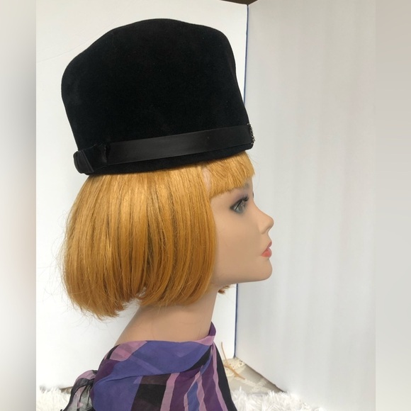 VTG Miss Eileen Originals Hat Black with Rhinestones and Bow Detail - Picture 3 of 11